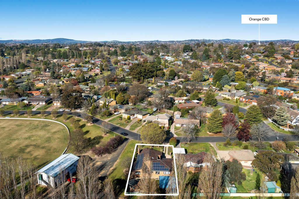 19 Kooronga Avenue, Orange NSW 2800 - photo 25