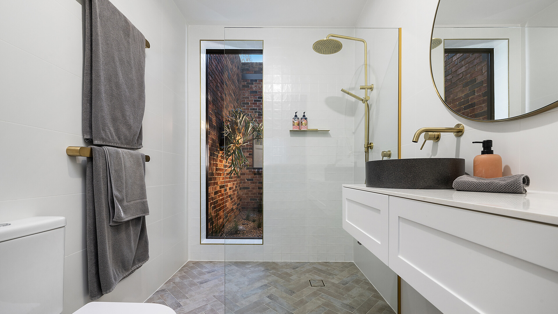 19 Kooronga Avenue, Orange NSW 2800 - photo 10