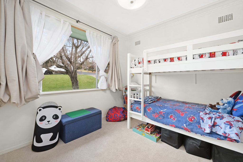 15 Edgell Street, West Bathurst NSW 2795 - photo 8