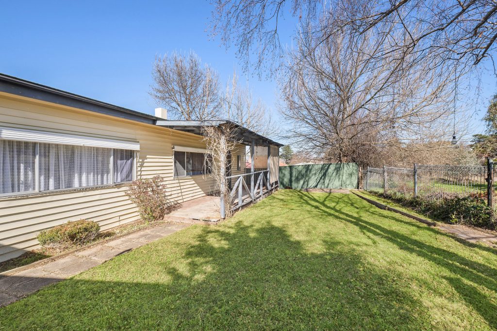 19 Lewins Street, South Bathurst NSW 2795 - photo 4