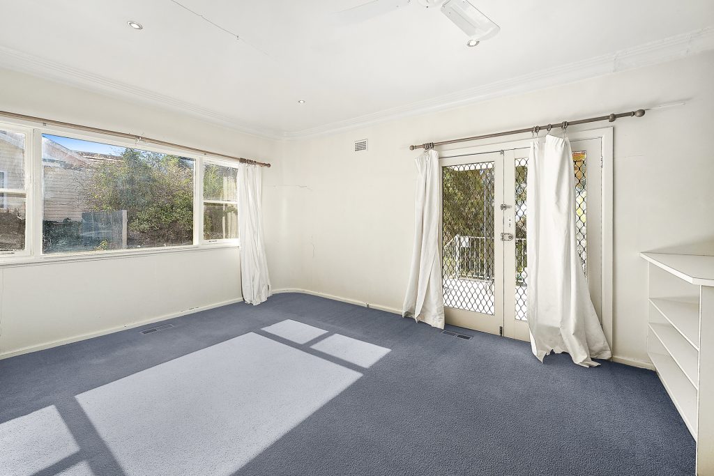 19 Lewins Street, South Bathurst NSW 2795 - photo 6