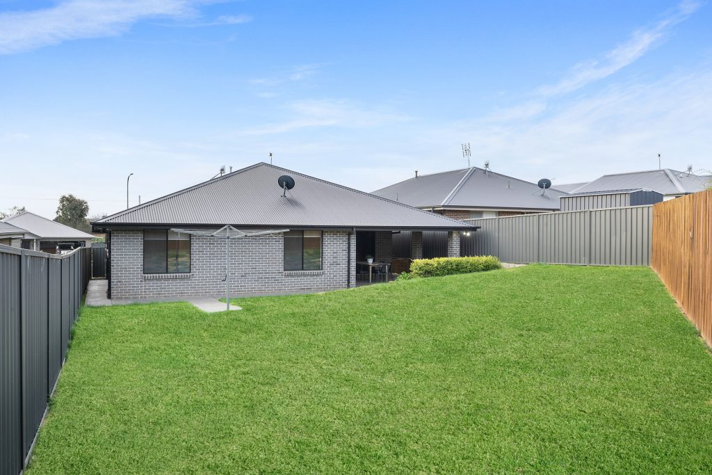 6 Tilston Way, Orange NSW 2800 - photo 12