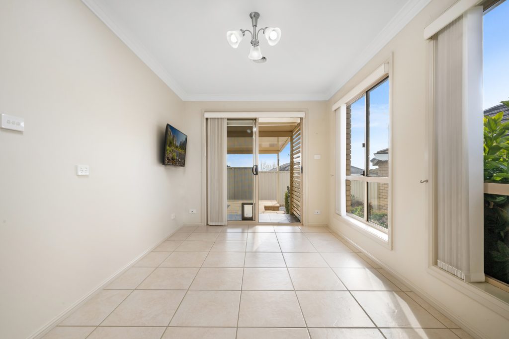 4/54A Amana Circuit, Orange NSW 2800 - photo 5