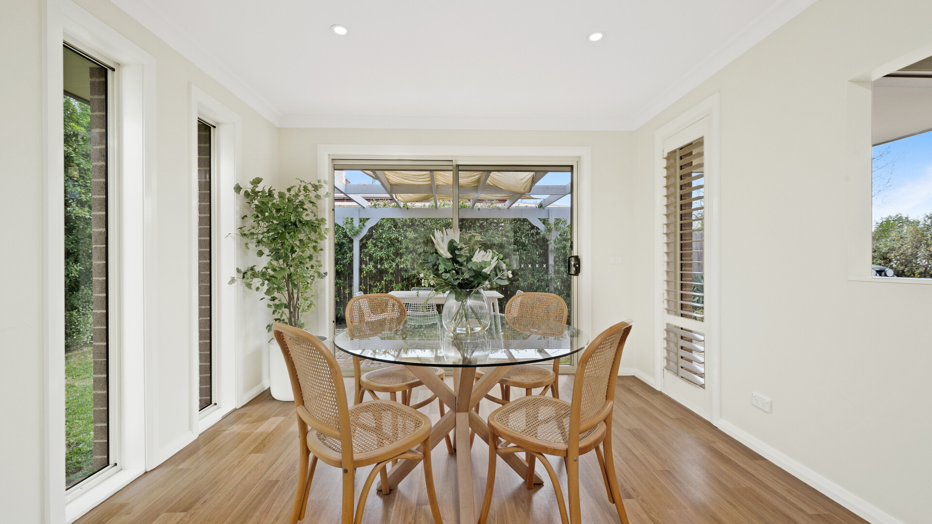 354 Peel Street, Bathurst NSW 2795 - photo 2