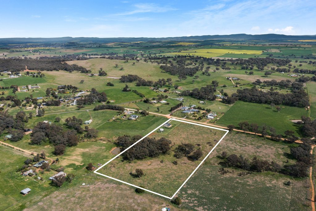 1211 South Bowan Park Road, Orange NSW 2800 - photo 14