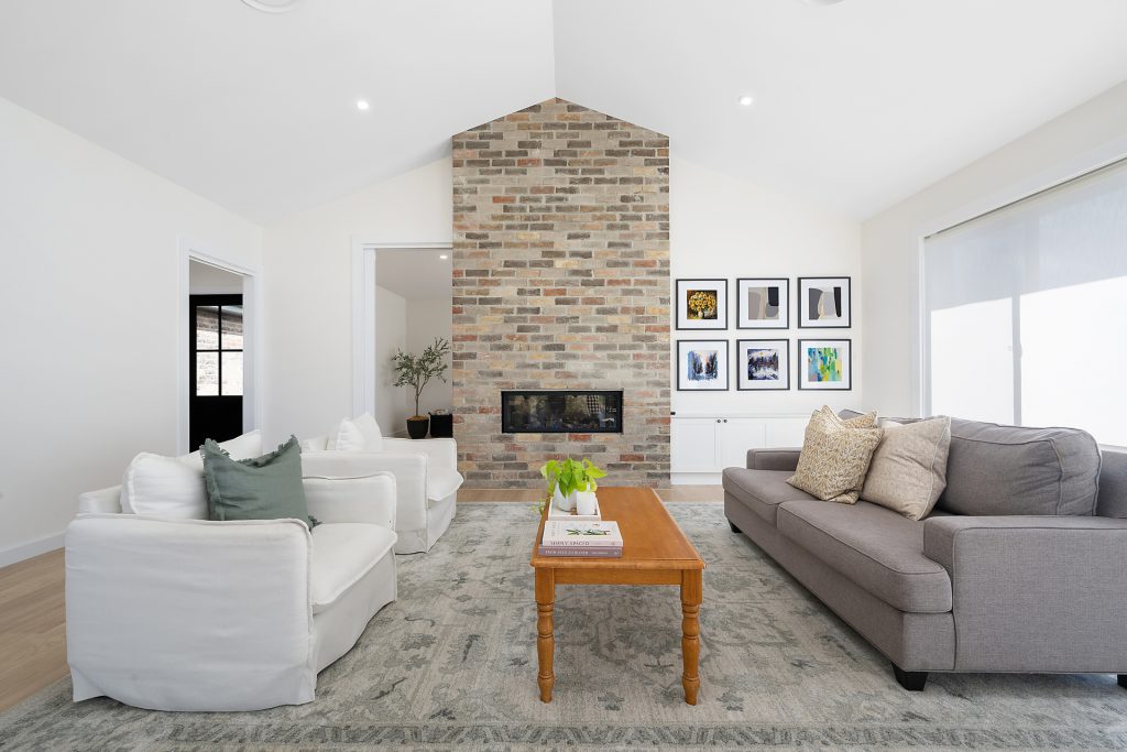 46 Fahy Crescent, Orange NSW 2800 - photo 3