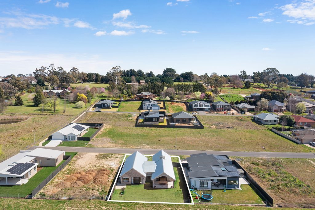 46 Fahy Crescent, Orange NSW 2800 - photo 21