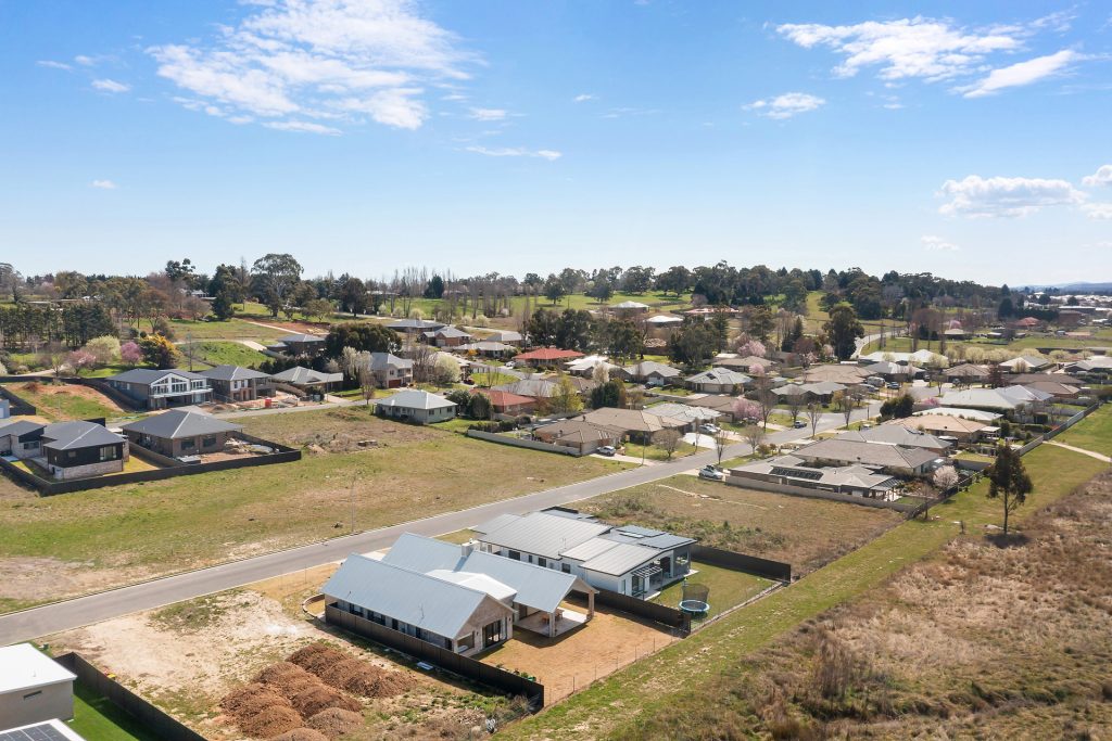 46 Fahy Crescent, Orange NSW 2800 - photo 22