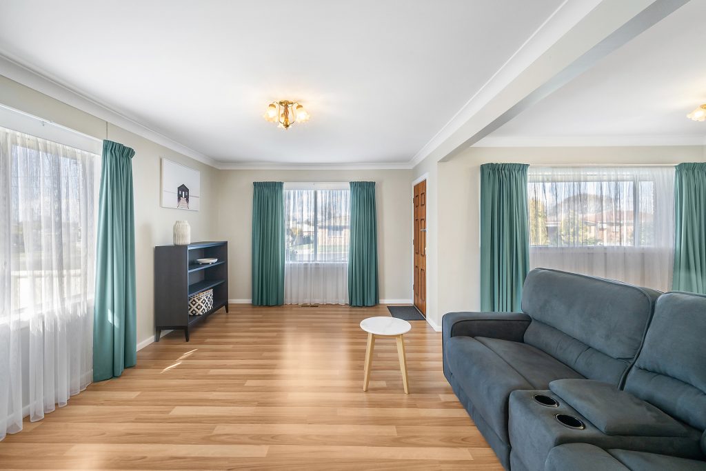 3 Tucker Street, Blayney NSW 2799 - photo 3