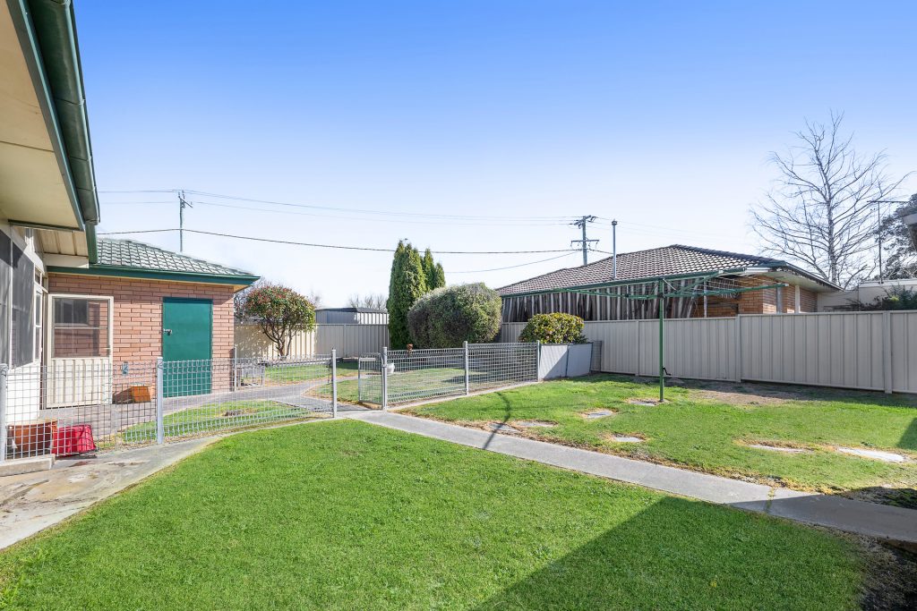 3 Tucker Street, Blayney NSW 2799 - photo 9