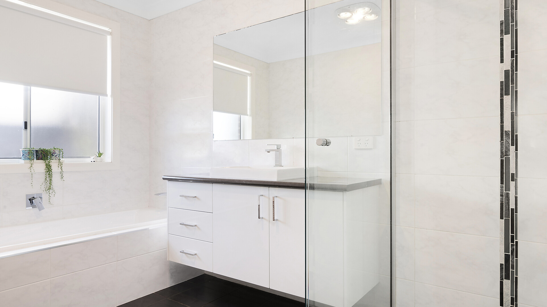 19 Elberta Street, Orange NSW 2800 - photo 11