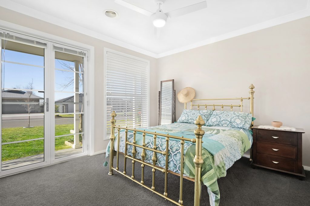19 Elberta Street, Orange NSW 2800 - photo 8