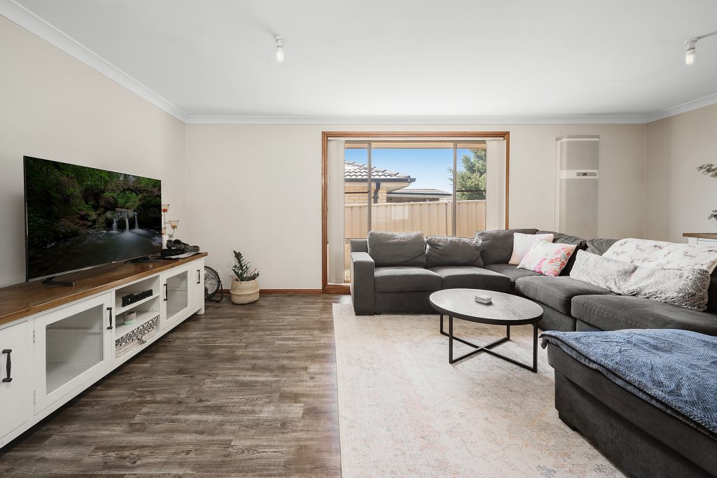 2 Roxburgh Drive, Kelso NSW 2795 - photo 4