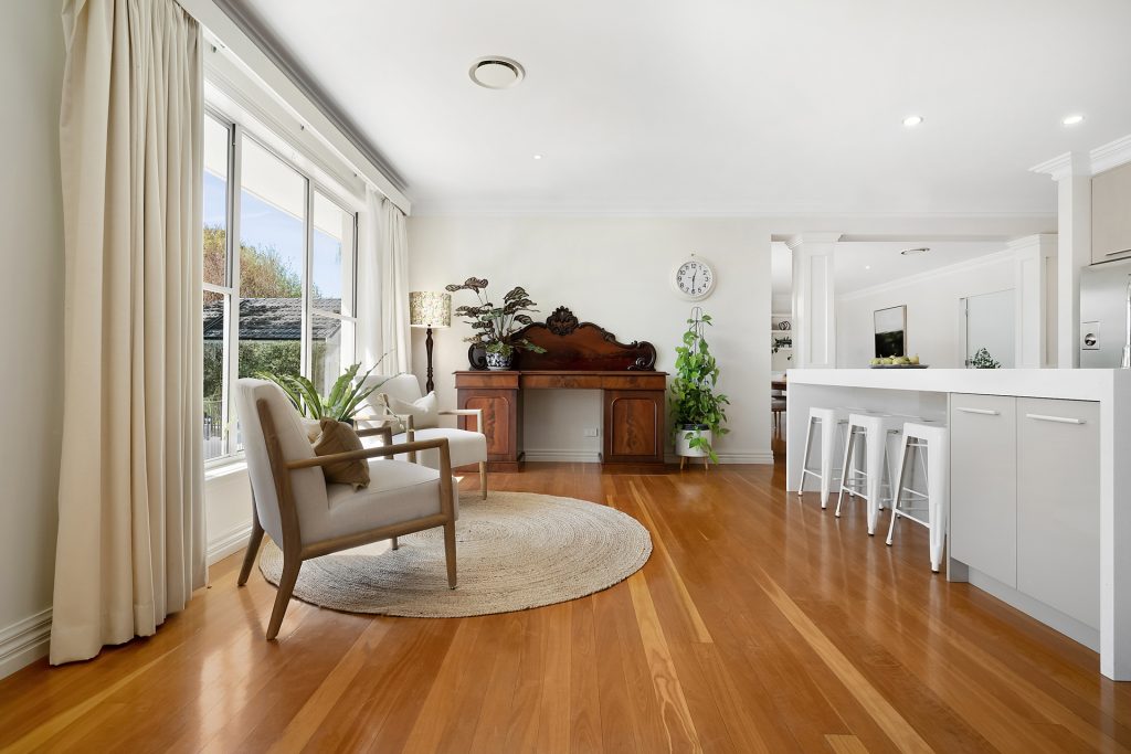12 Goldfinch Way, Orange NSW 2800 - photo 6