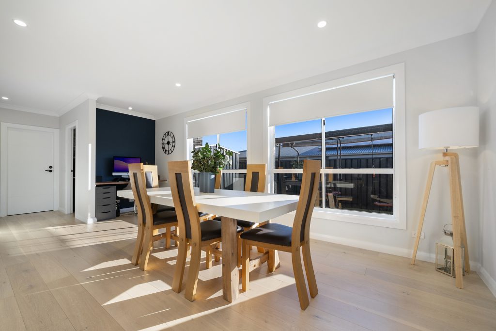 10 Hutchinson Close, Orange NSW 2800 - photo 5