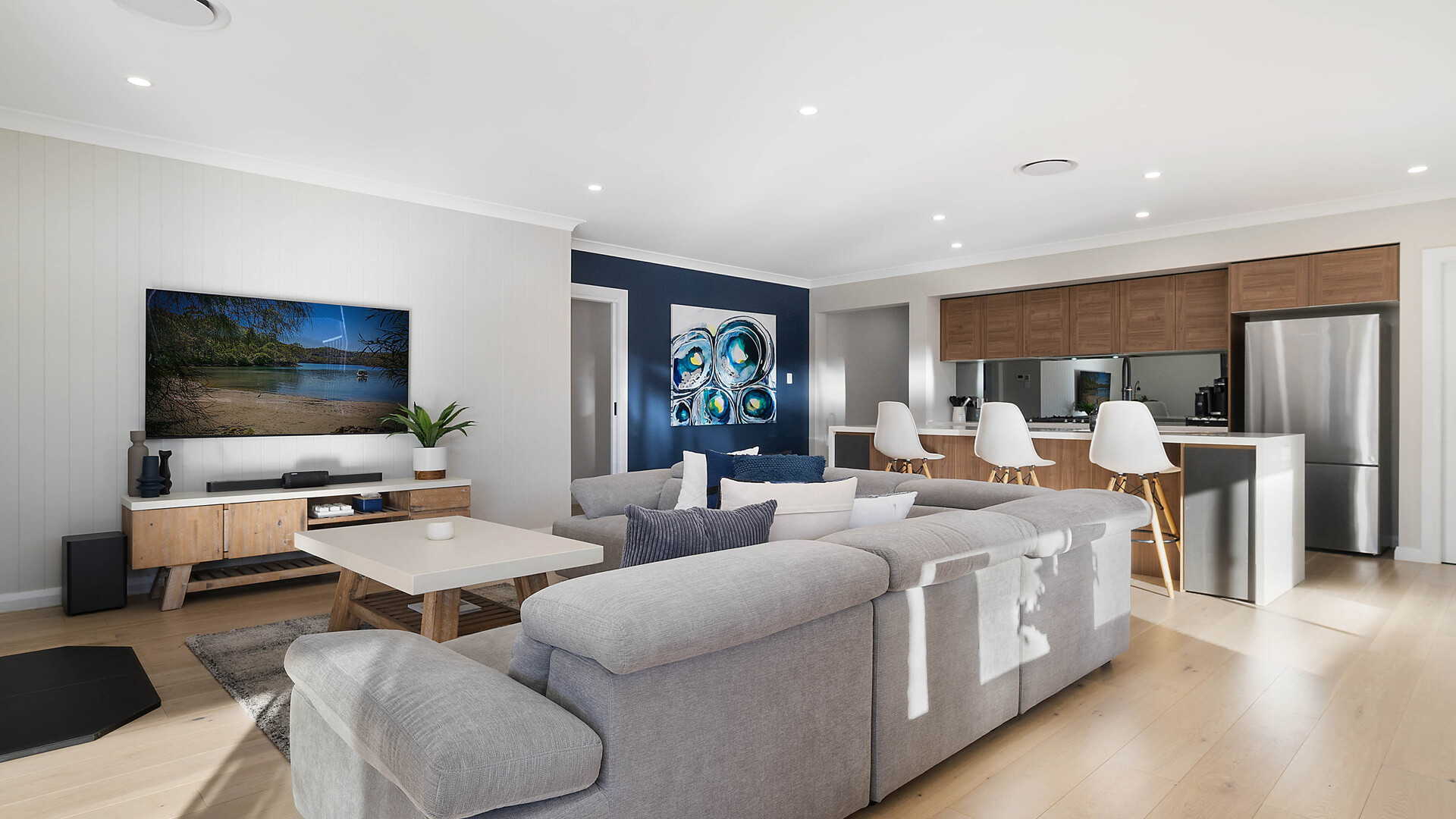 10 Hutchinson Close, Orange NSW 2800 - photo 6