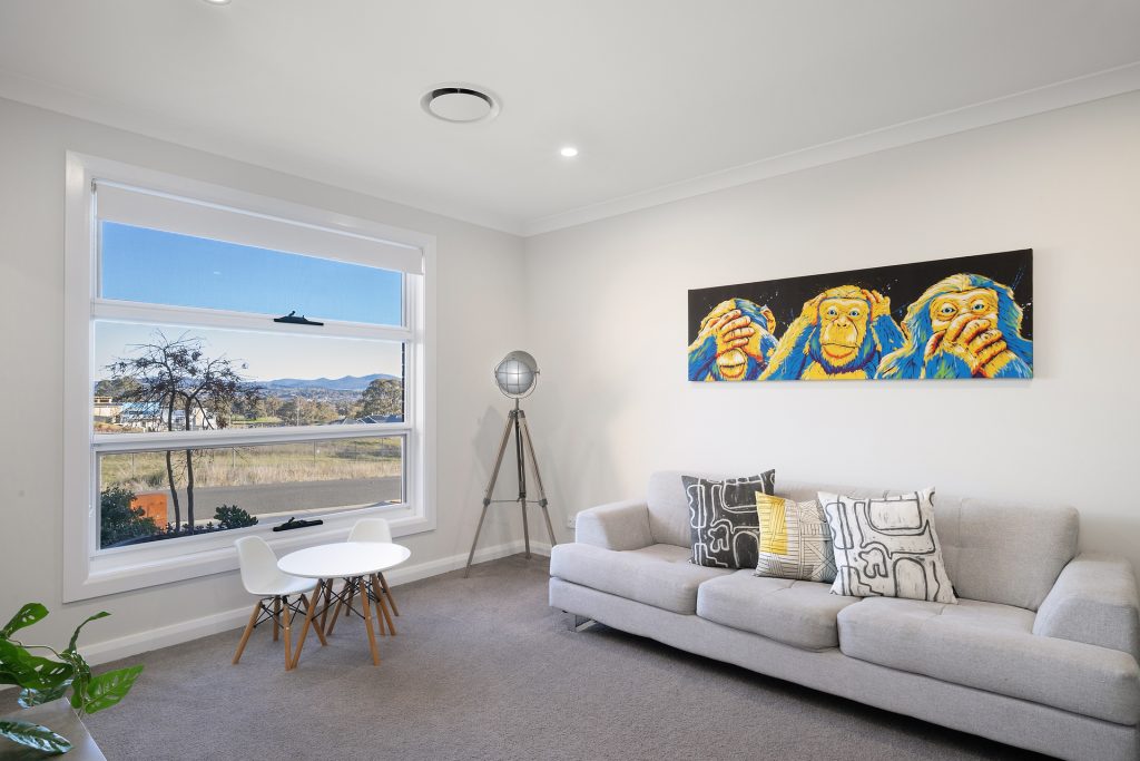 10 Hutchinson Close, Orange NSW 2800 - photo 7