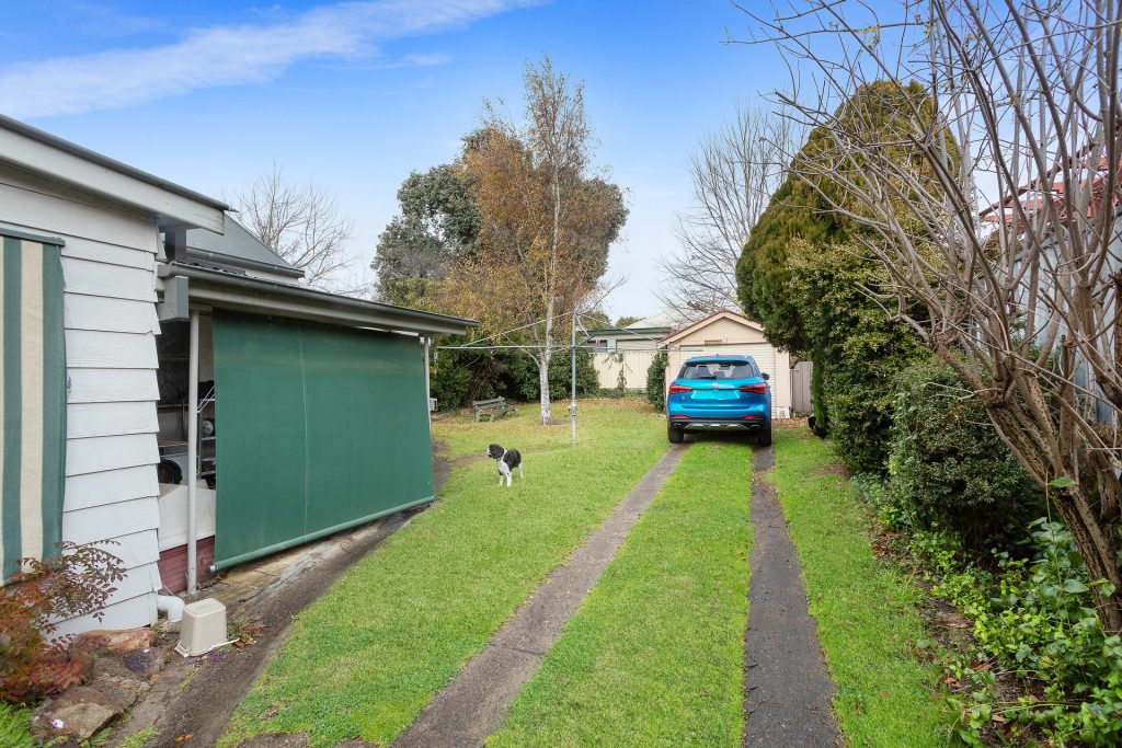 80 Lambert Street, Bathurst NSW 2795 - photo 12