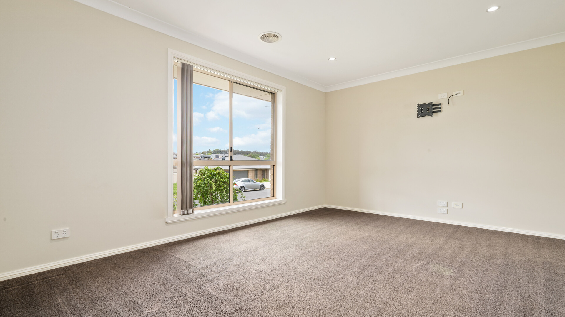 26 Robinson Court, Orange NSW 2800 - photo 6