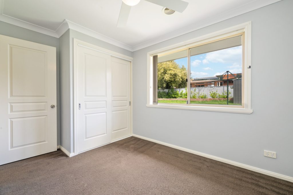 26 Robinson Court, Orange NSW 2800 - photo 7