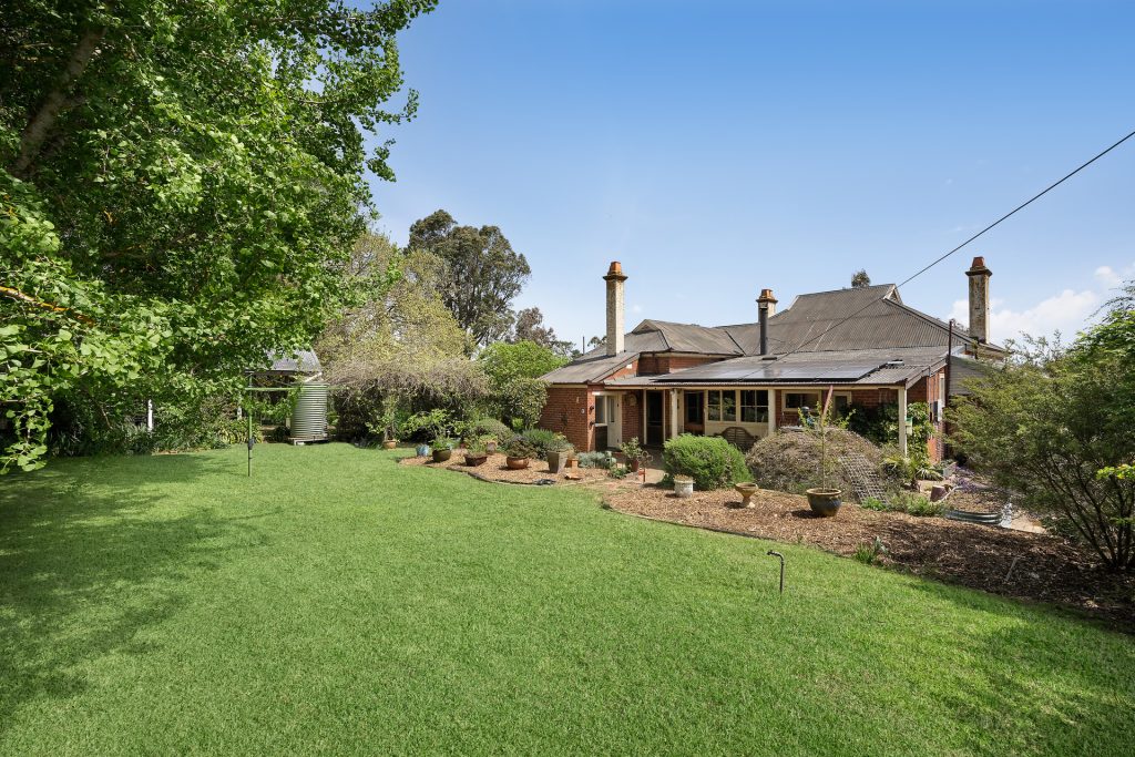 34 Crowson Street, Millthorpe NSW 2798 - photo 17