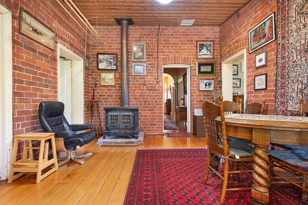 34 Crowson Street, Millthorpe NSW 2798 - photo 4