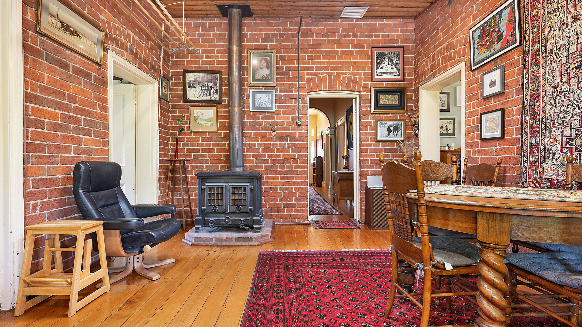 34 Crowson Street, Millthorpe NSW 2798 - photo 4