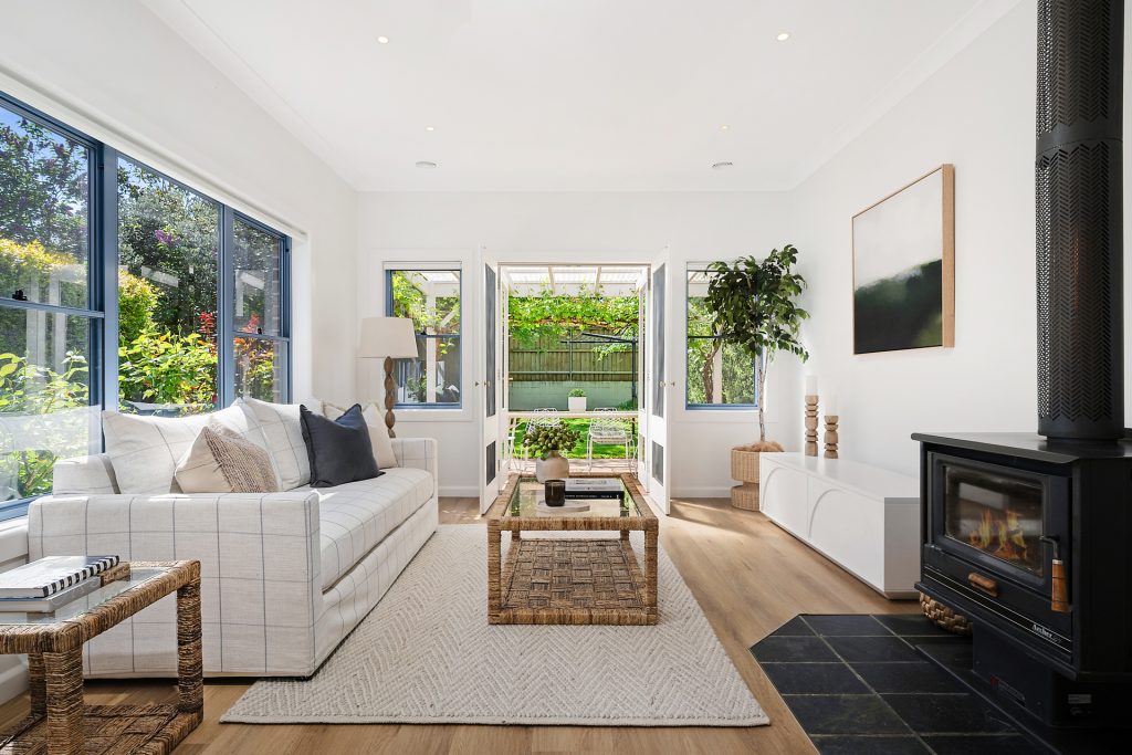 64 Sampson Street, Orange NSW 2800 - photo 2