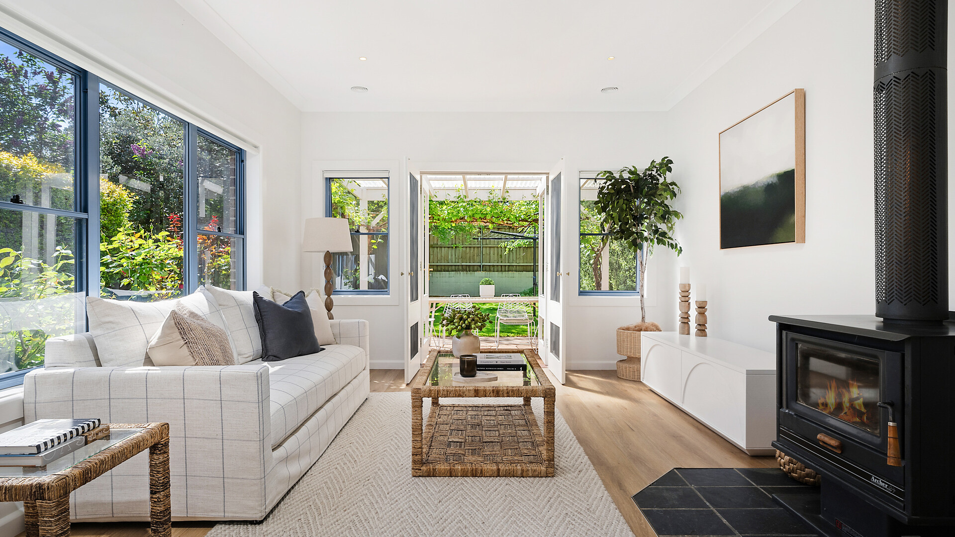 64 Sampson Street, Orange NSW 2800 - photo 2