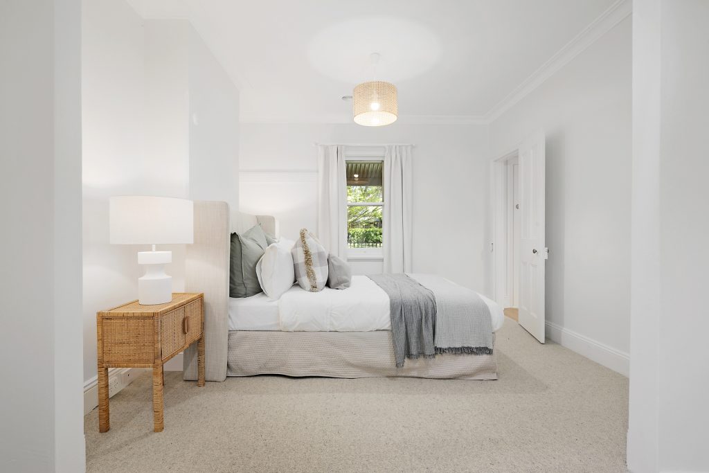64 Sampson Street, Orange NSW 2800 - photo 12