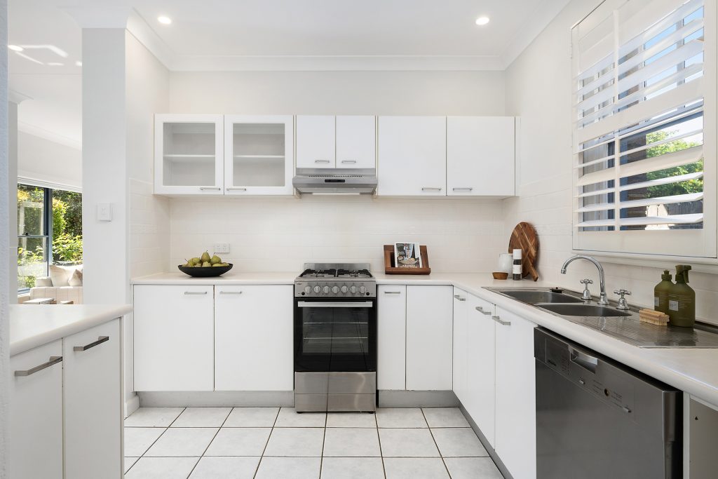 64 Sampson Street, Orange NSW 2800 - photo 8