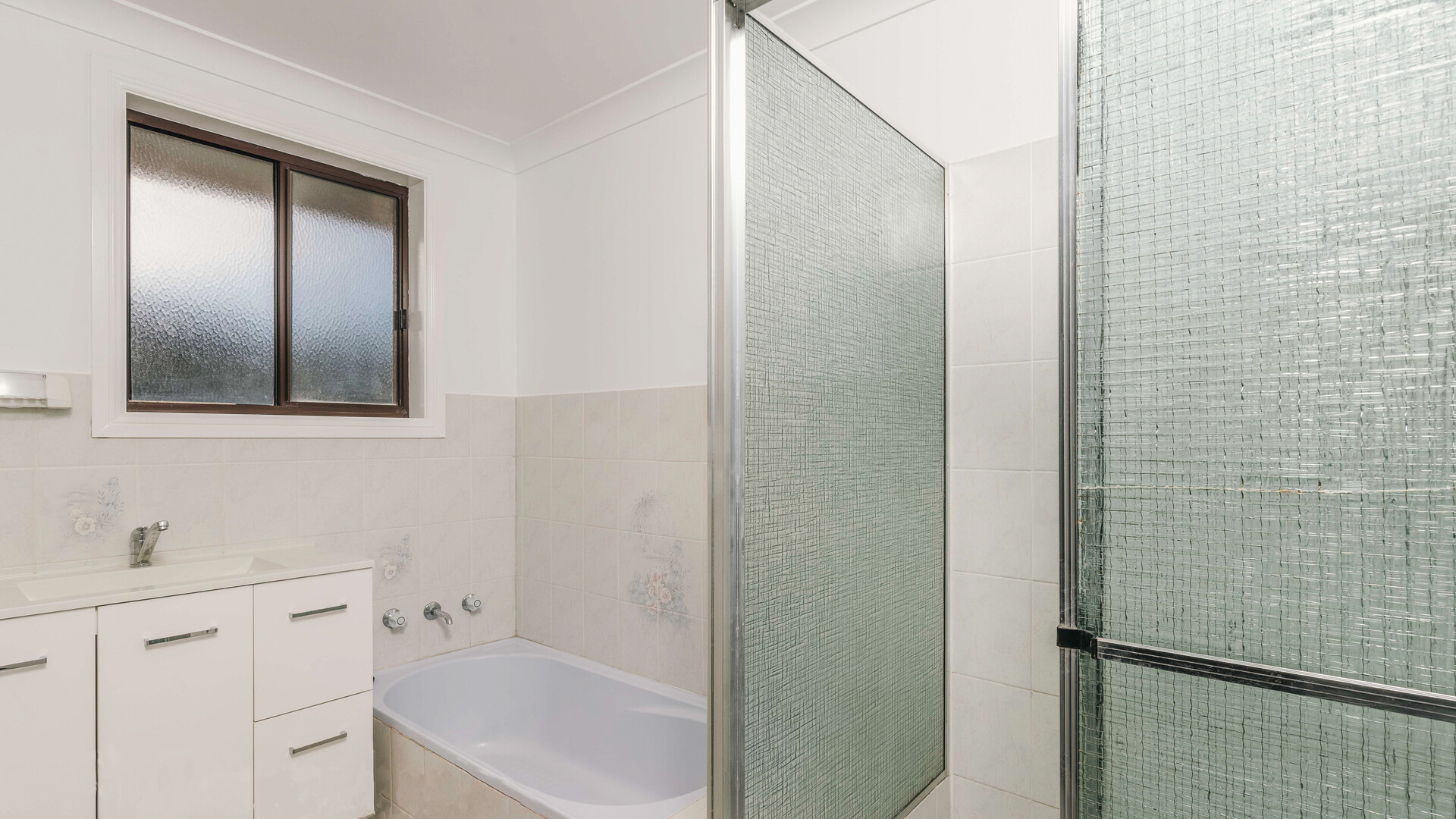 3 Fraser Place, Orange NSW 2800 - photo 6