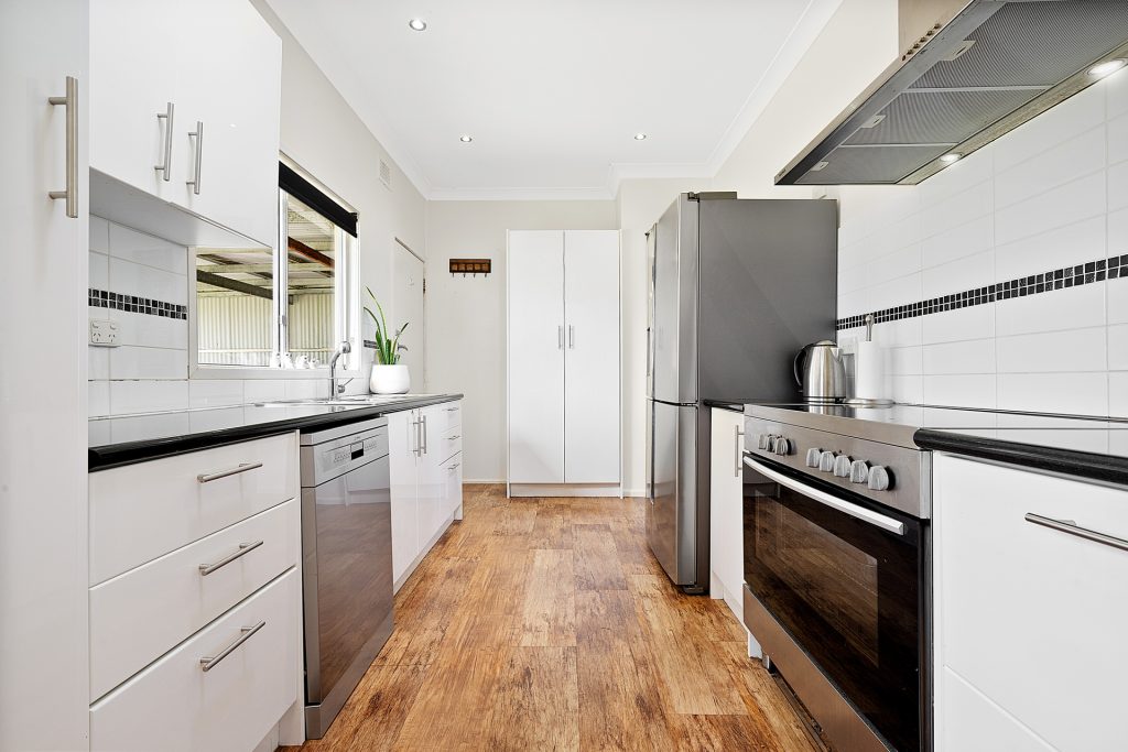 339 South Bowan Park Road, Orange NSW 2800 - photo 11