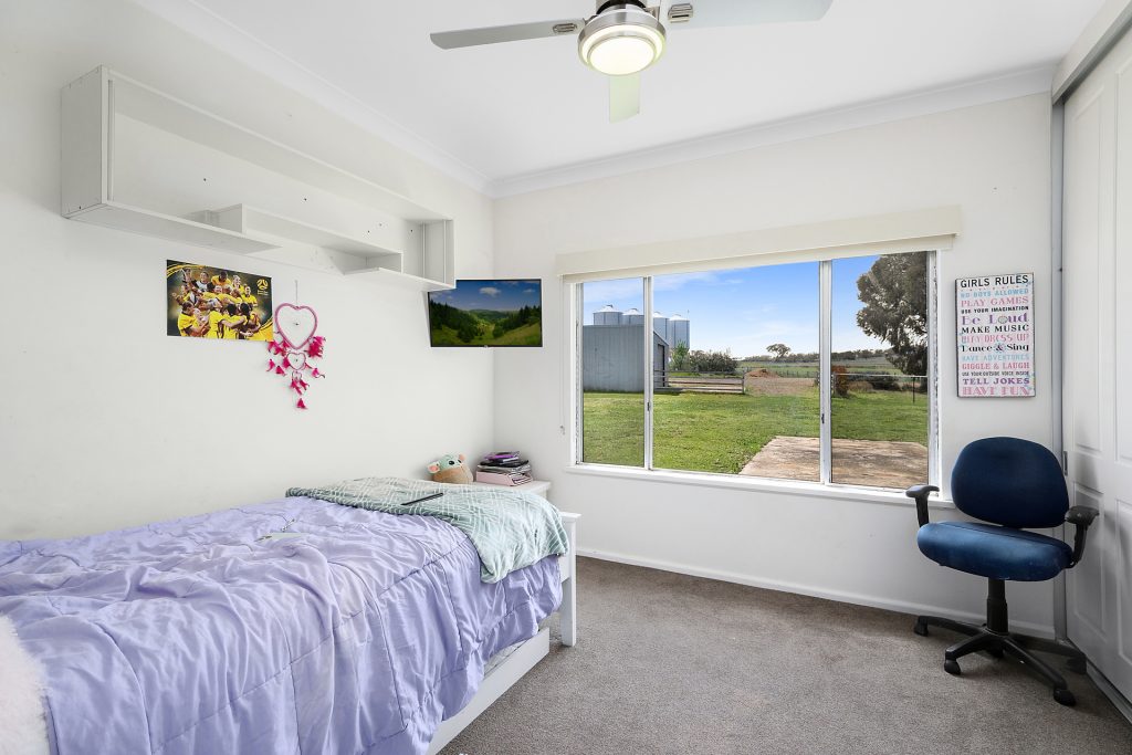 339 South Bowan Park Road, Orange NSW 2800 - photo 15