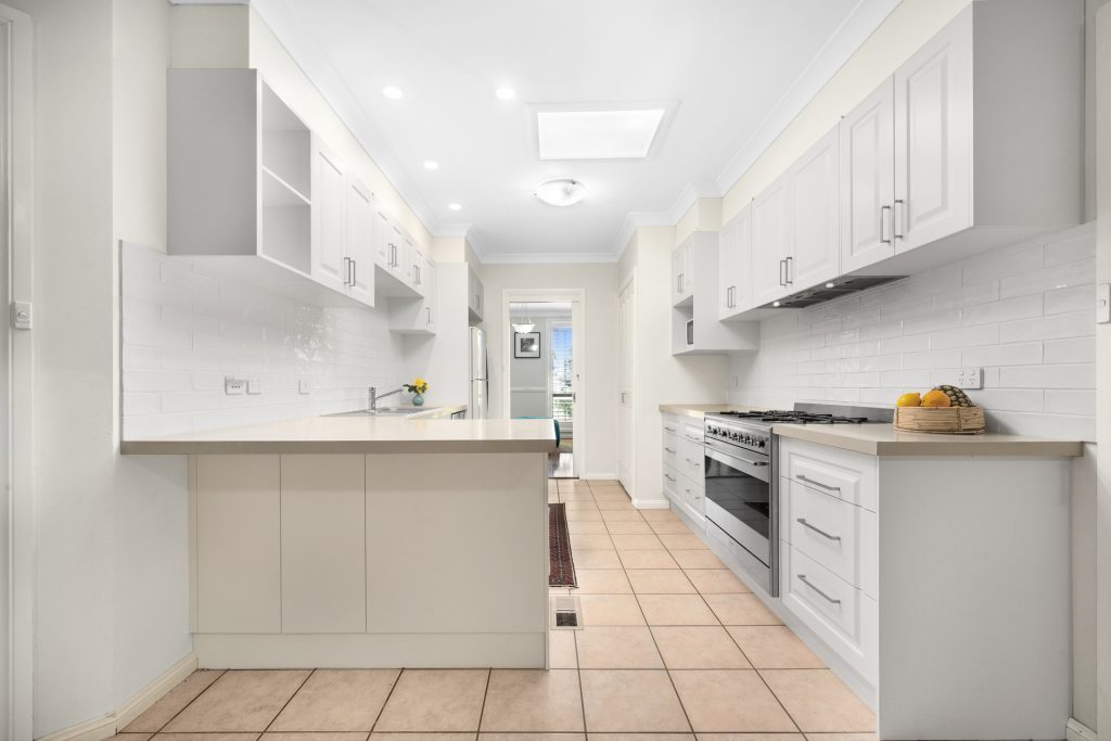 10 Cianfrano Place, Orange NSW 2800 - photo 10