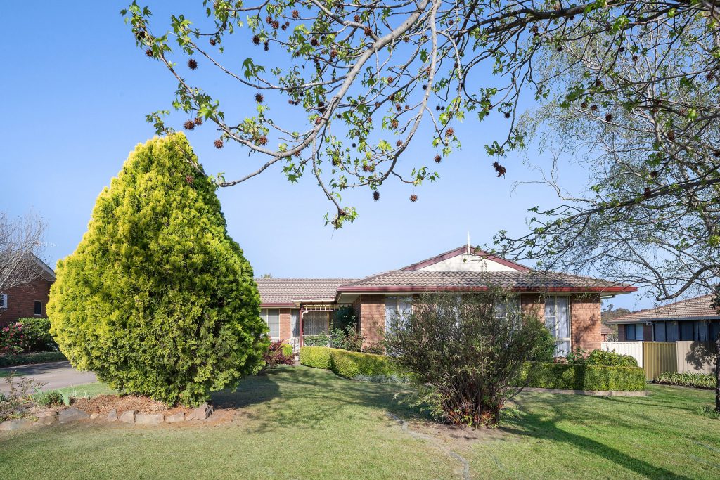 10 Elphinstone Place, Windradyne NSW 2795 - photo 13