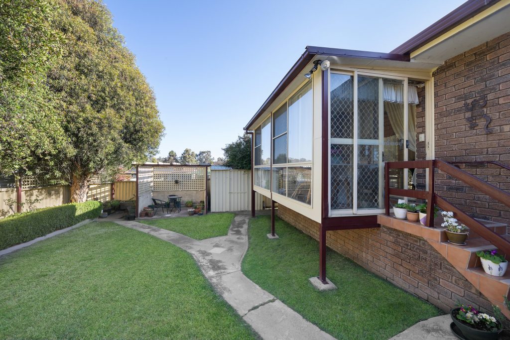 10 Elphinstone Place, Windradyne NSW 2795 - photo 14