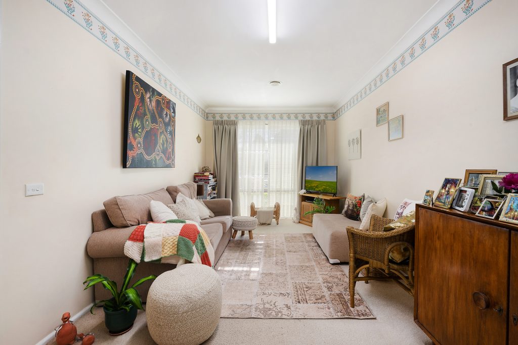 10 Elphinstone Place, Windradyne NSW 2795 - photo 5