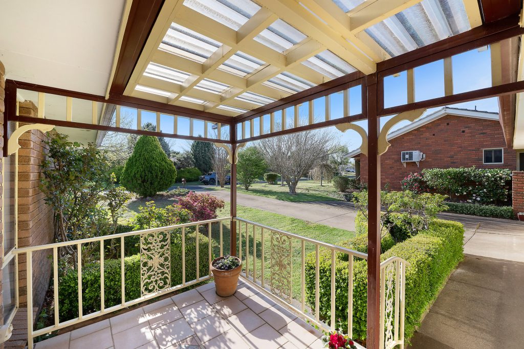 10 Elphinstone Place, Windradyne NSW 2795 - photo 7