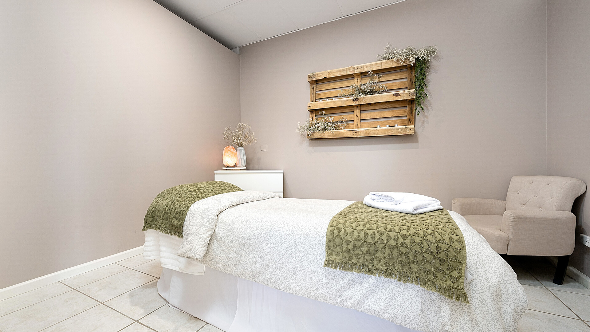 328 Lords Place, Orange NSW 2800 - photo 12