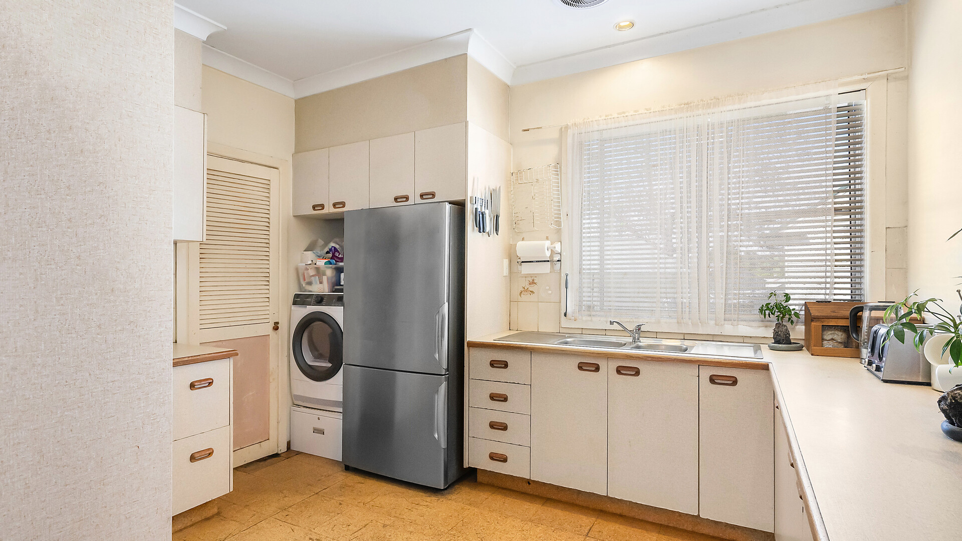 39 Tobruk Crescent, Orange NSW 2800 - photo 3