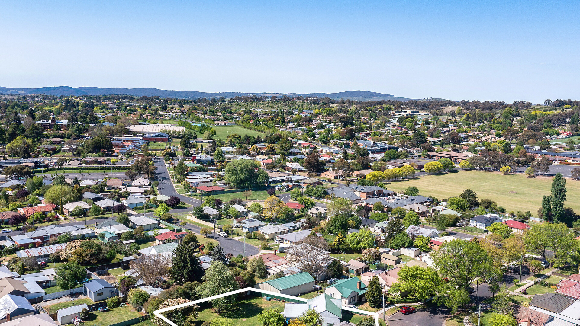 39 Tobruk Crescent, Orange NSW 2800 - photo 8