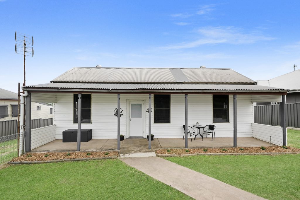 49 Riddell Street, Molong NSW 2866 - McGrath Central West