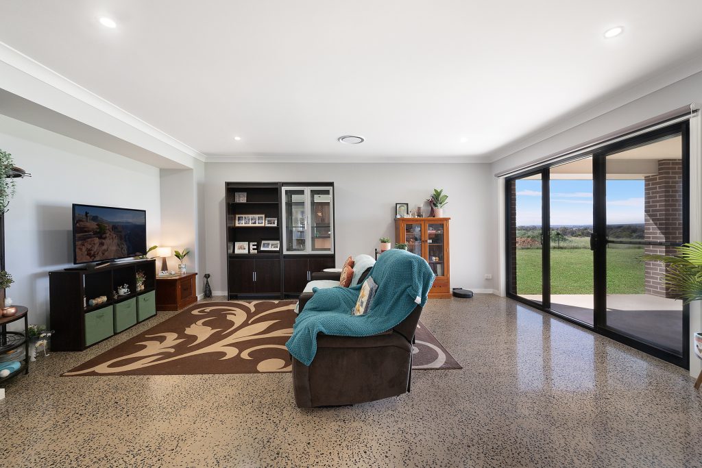 16 Foys Drive, Molong NSW 2866 - photo 4