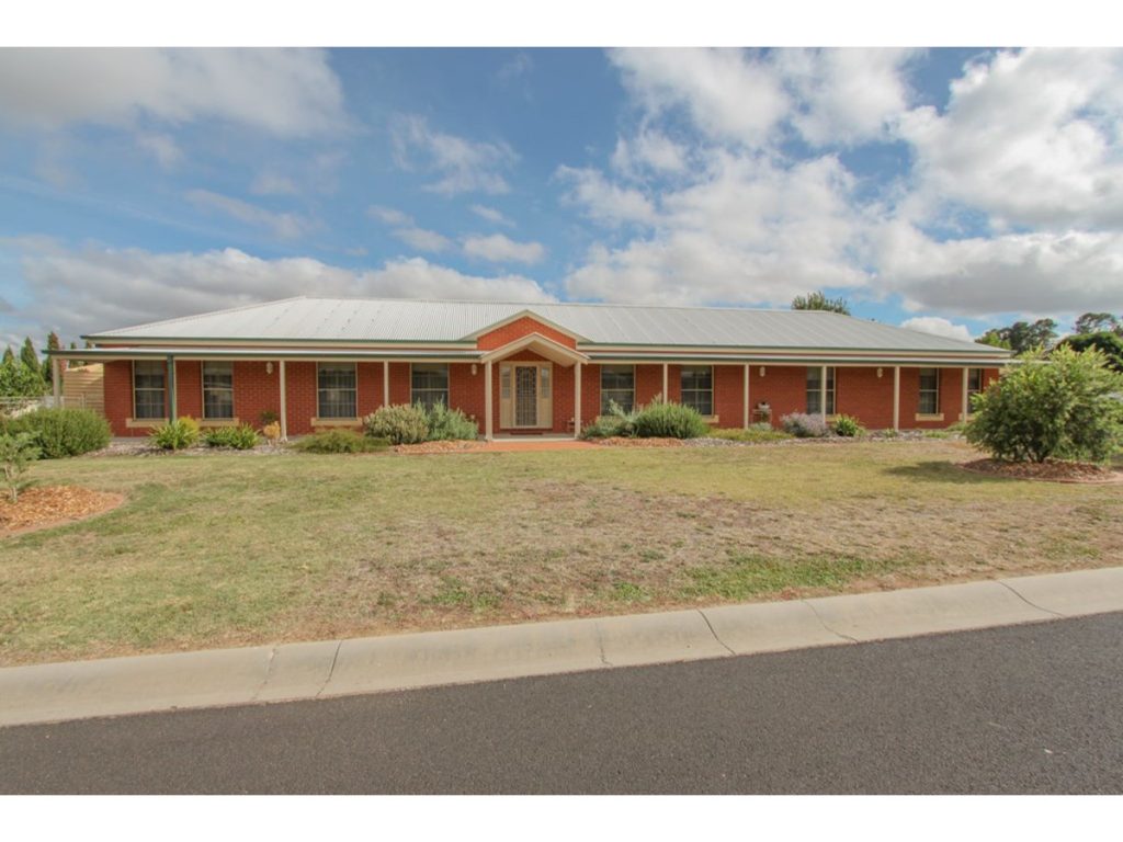 26 Lister Crescent, Kelso NSW 2795 - McGrath Central West