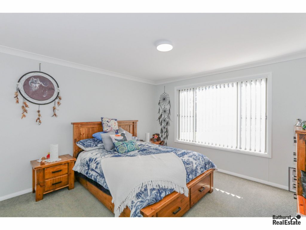 43 Caloola Street, Newbridge NSW 2795 - photo 9
