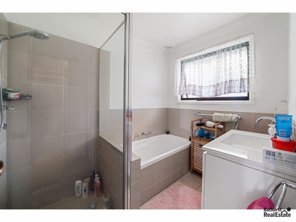73 Corry Place, Windradyne NSW 2795 - photo 9