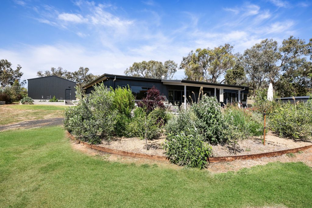 138 Speedy Street, Molong NSW 2866 - photo 7
