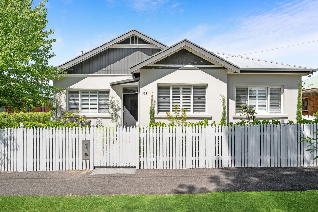 152 Warrendine Street, Orange NSW 2800 - photo 2