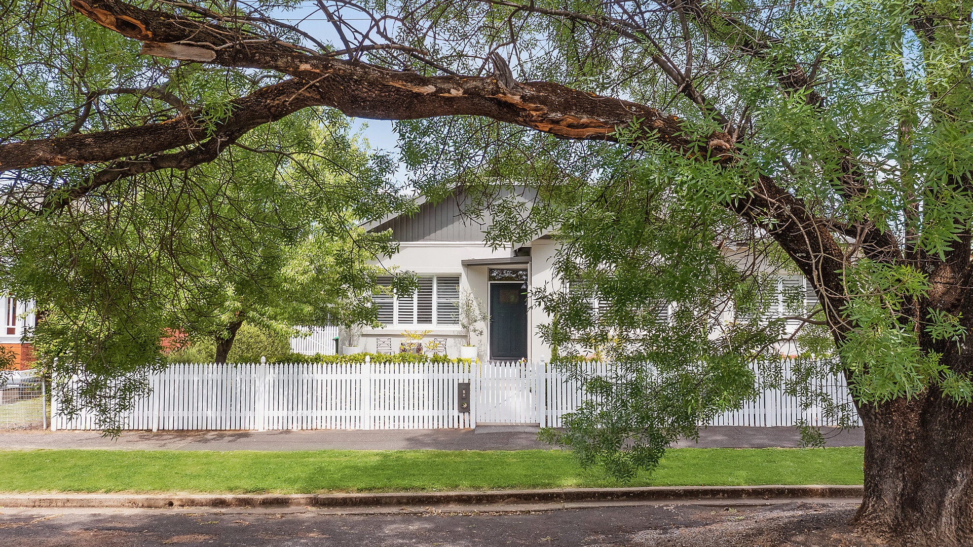 152 Warrendine Street, Orange NSW 2800 - photo 4